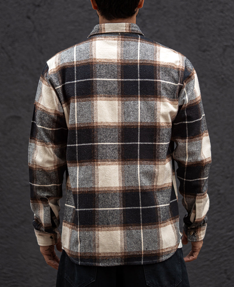 Multicolour Regular Fit Full Sleeves Shirt With Double Pocket