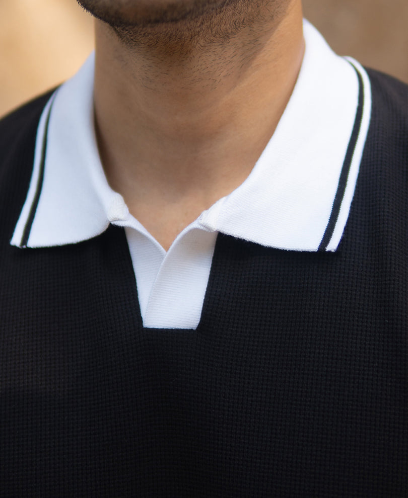 Black Contrast Collar T-Shirt