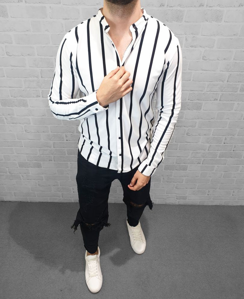 Urban black and white stripes full sleeves tshirt