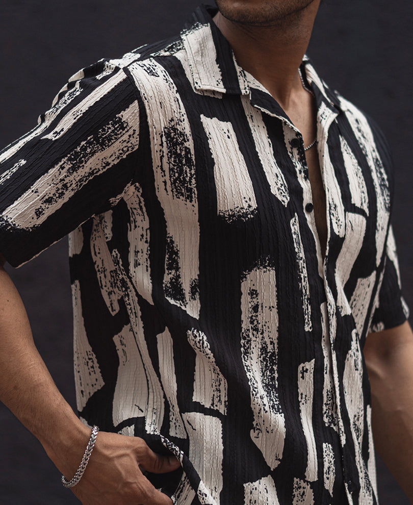 Black and Off White Printed Regular Half Sleeves Shirt