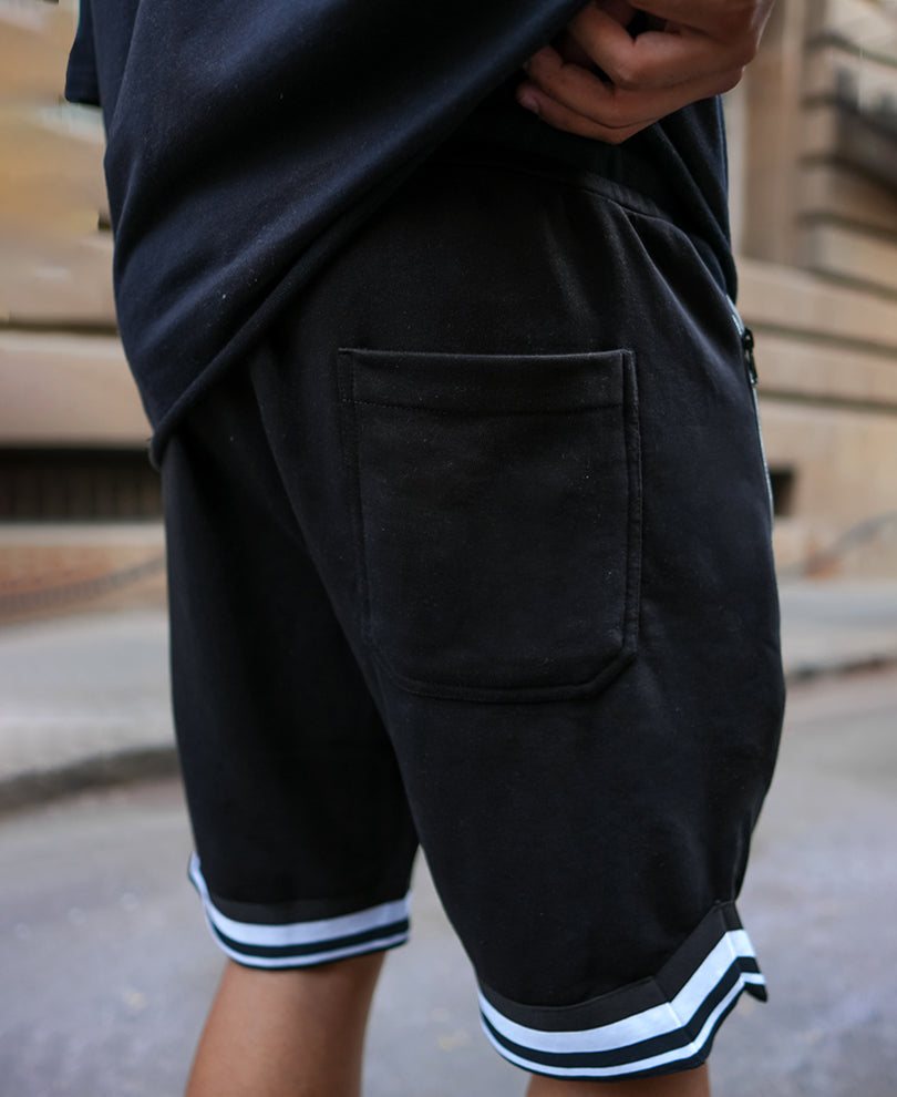 Black Baggy Fit Shorts with Pocket Chain