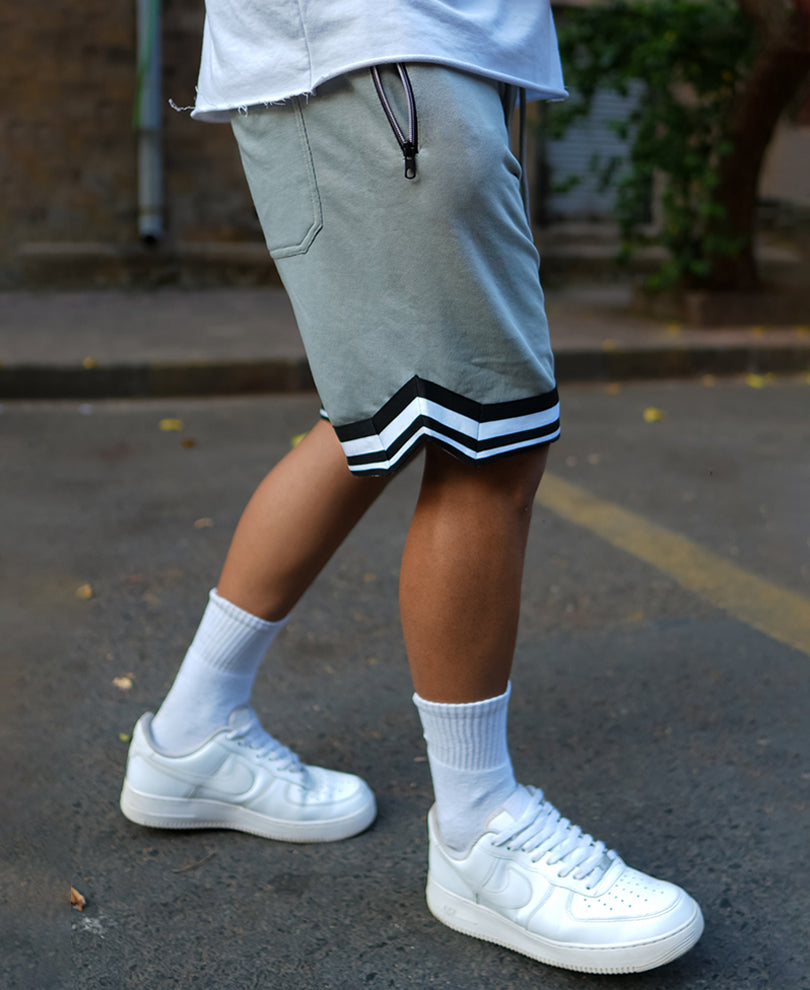Grey Baggy Fit Shorts with Pocket Chain