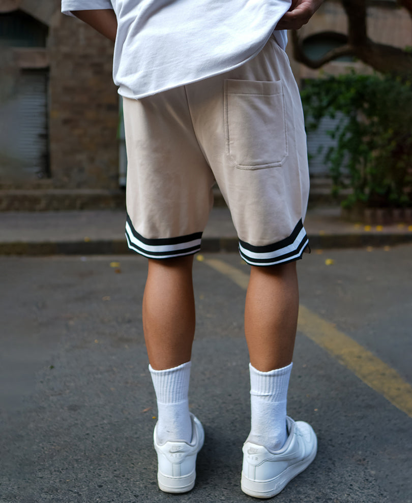 Cream Baggy Fit Shorts with Pocket Chain