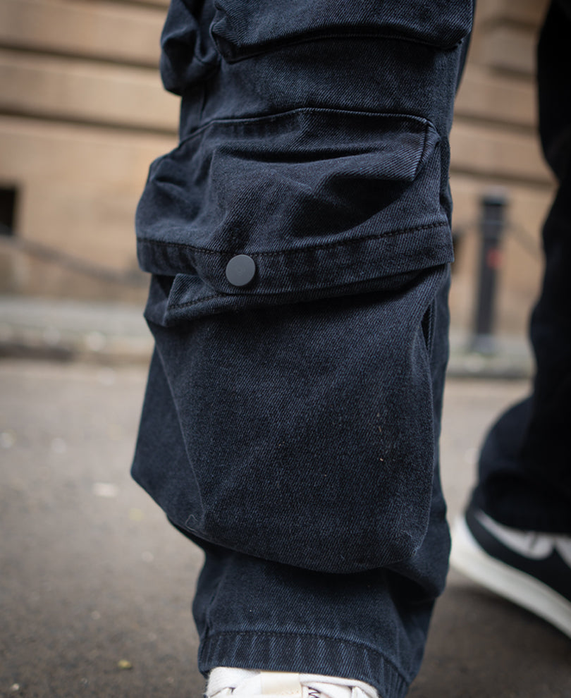 Black Multi Pockets Baggy Fit Denim Cargo Jeans