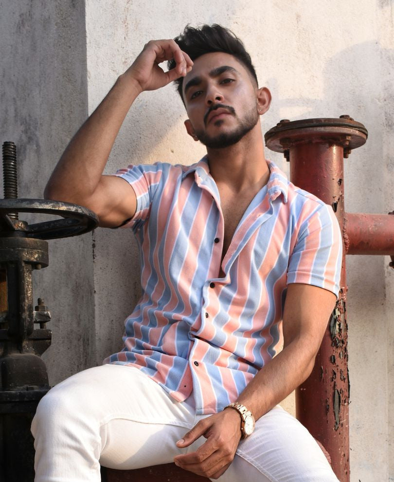 Pink Zig Zag Lines Print Half Sleeves Shirt