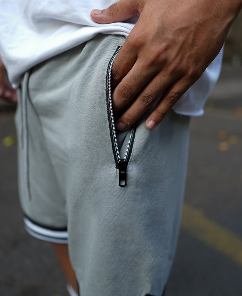 Grey Baggy Fit Shorts with Pocket Chain