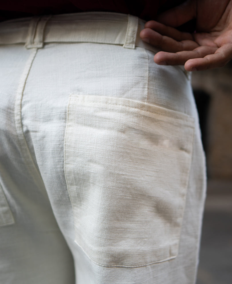 Off White Cotton Pant With Belt