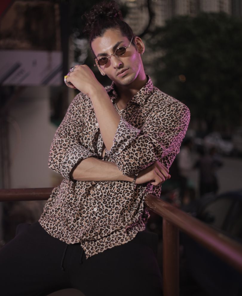 Black Abstract Print Full Sleeves T Shirt