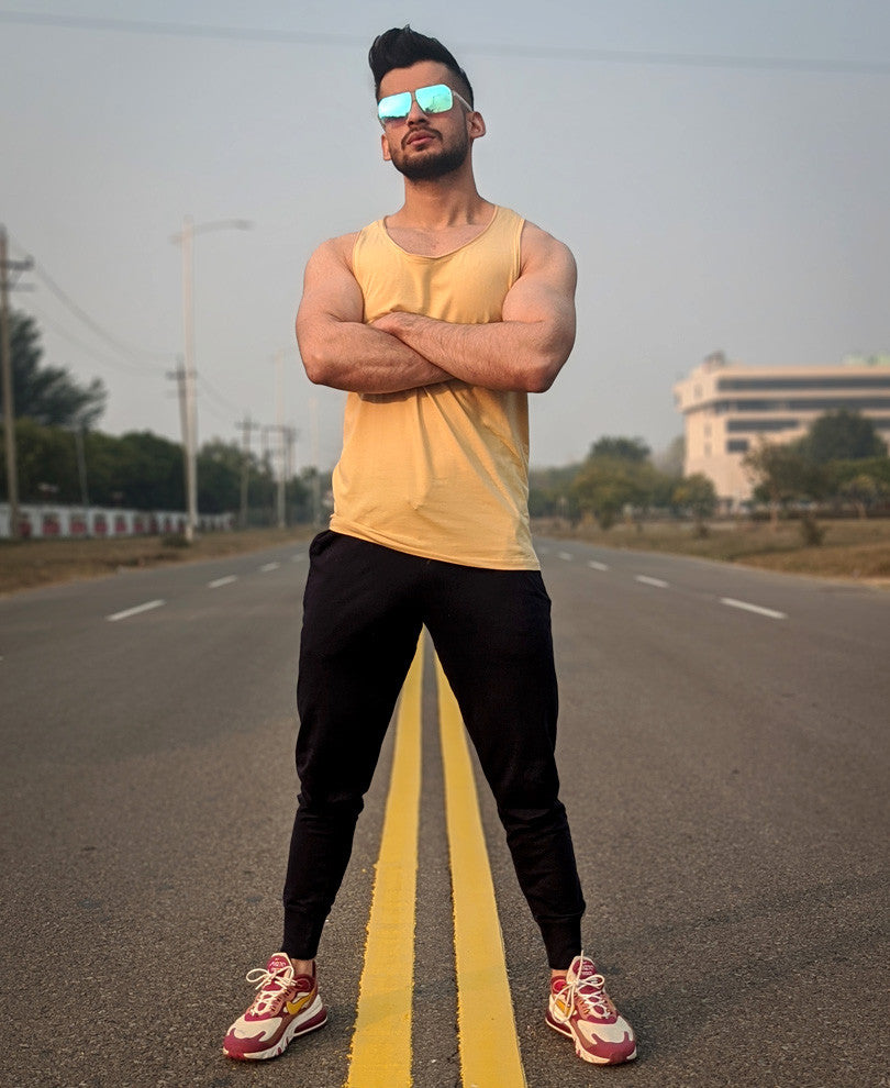 Plain Light Yellow Sando