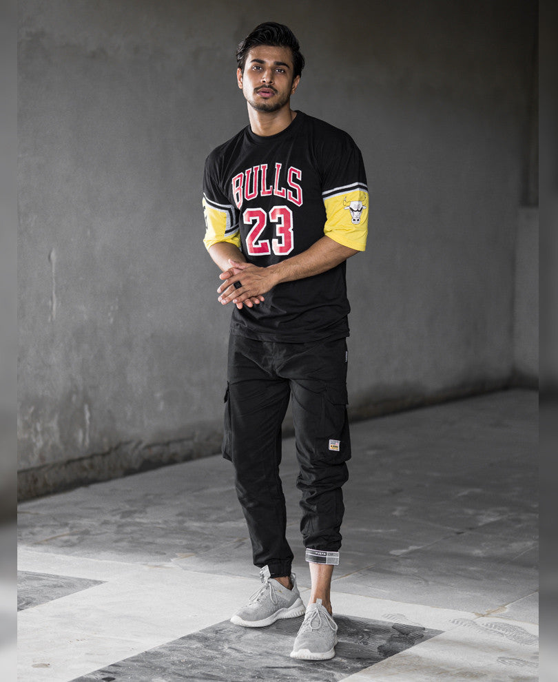 Basic Oversize Drop Shoulder Black Bulls T Shirt