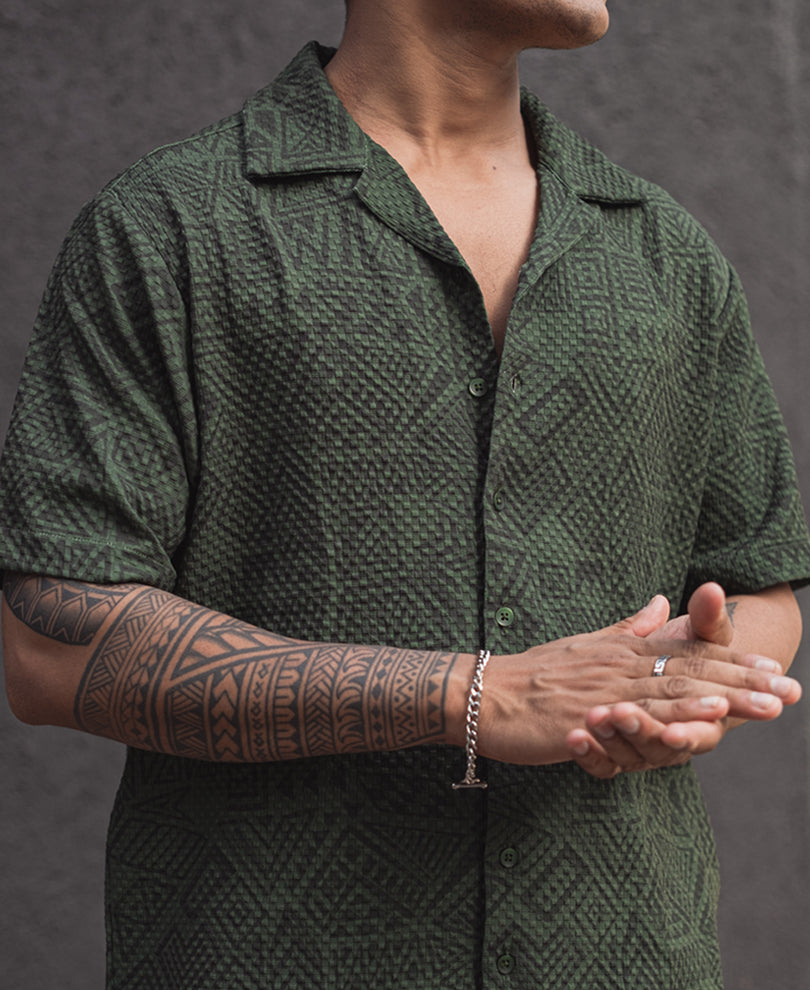 Green Structured Printed Regular fit Half Sleeves Shirt
