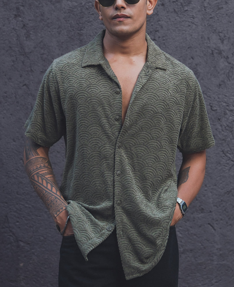 Green Structured Regular Fit Half Sleeves Shirt