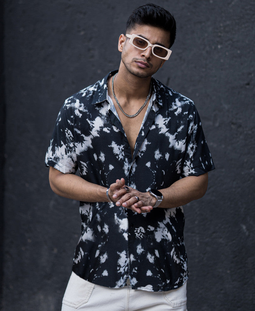 Black And White Tie-Dye Print Half Sleeves Shirt