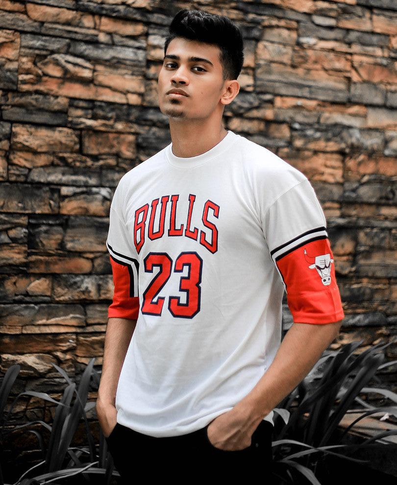 Basic Oversize Drop Shoulder White Bulls T Shirt