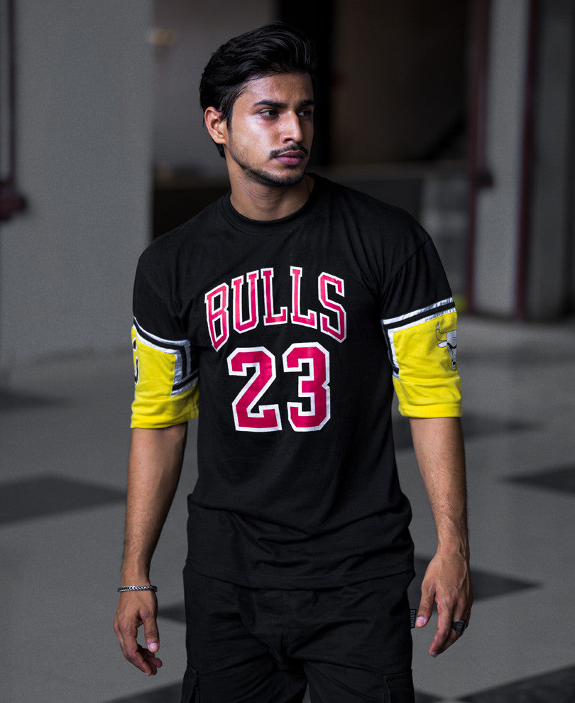 Basic Oversize Drop Shoulder Black Bulls T Shirt