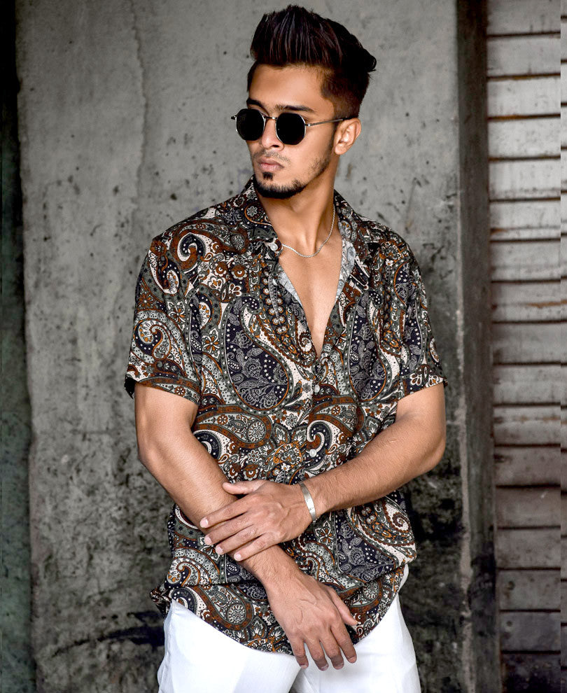 Green Vintage Paisley Print Half Sleeves Shirt